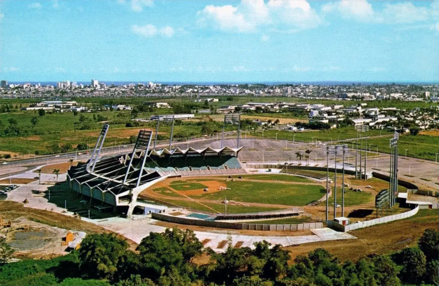 Hiram Bithorn Stadium, San Juan, Puerto Rico — football stadium with a capacity of 18,264