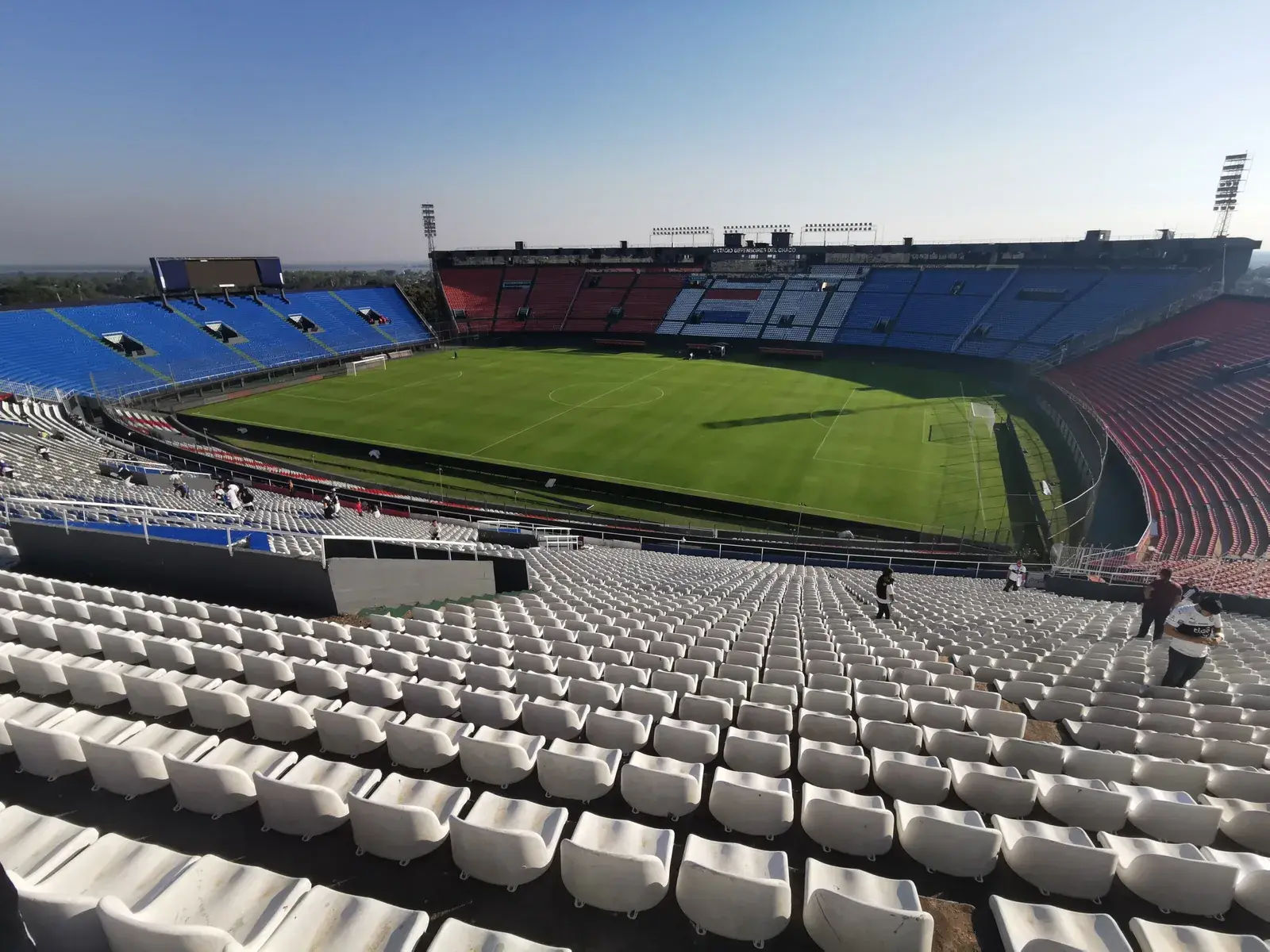 Estadio Defensores del Chaco