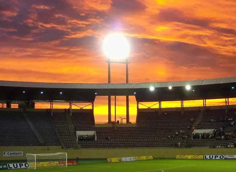 Estádio Fonte Luminosa