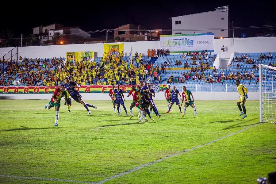 Estádio Nhozinho Santos
