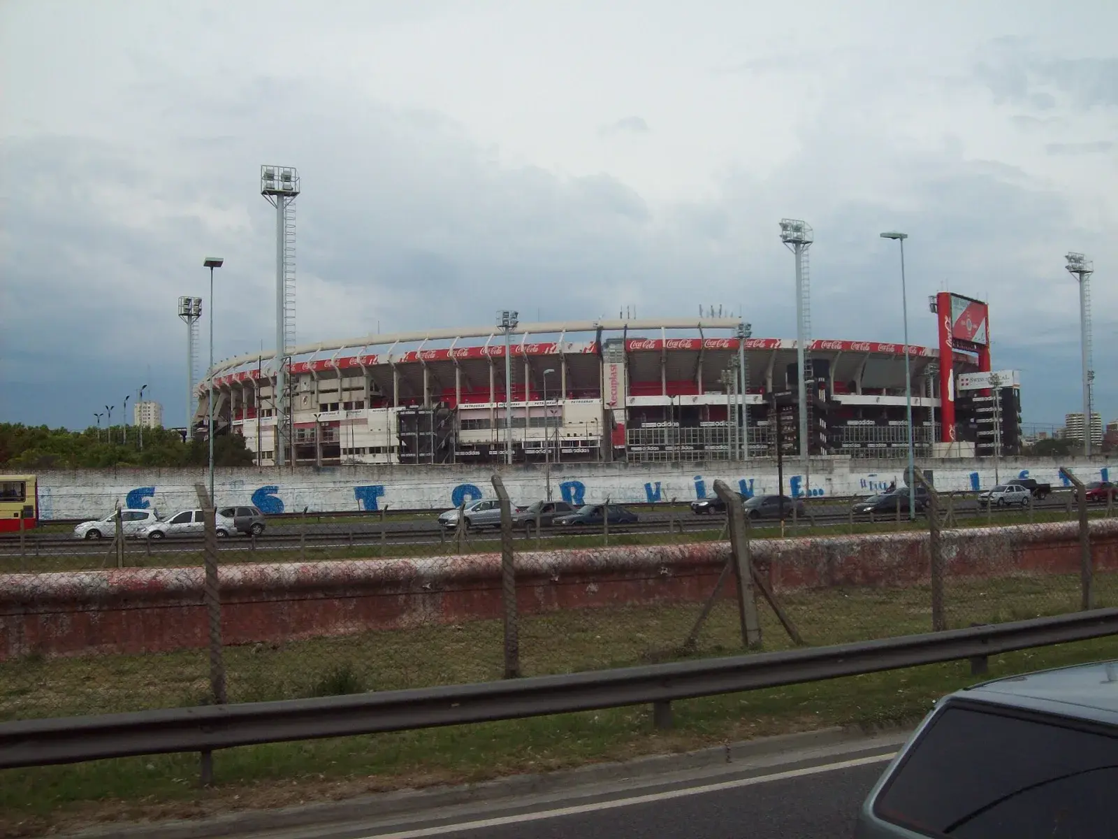 stadium.imageMeta.altBase — stadium.imageMeta.altCapacity — stadium.imageMeta.altClub