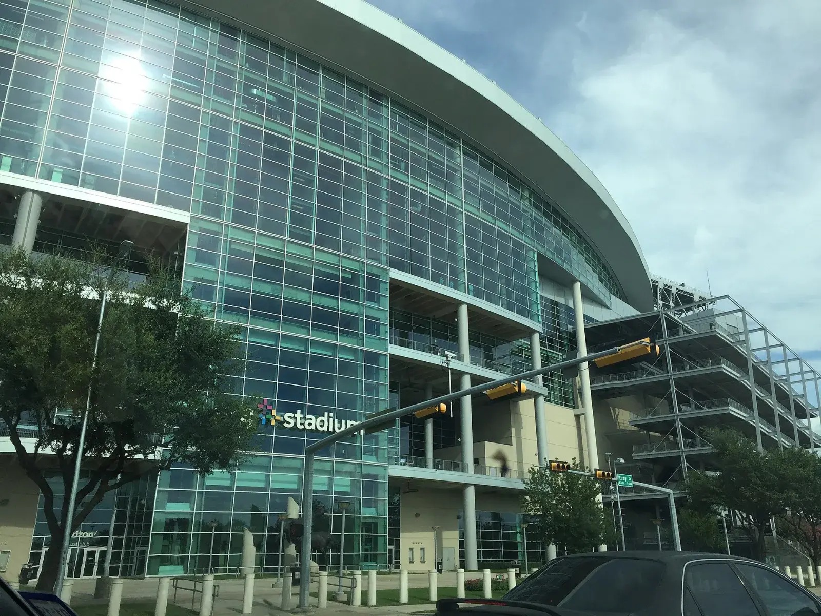 stadium.imageMeta.altBase — stadium.imageMeta.altCapacity